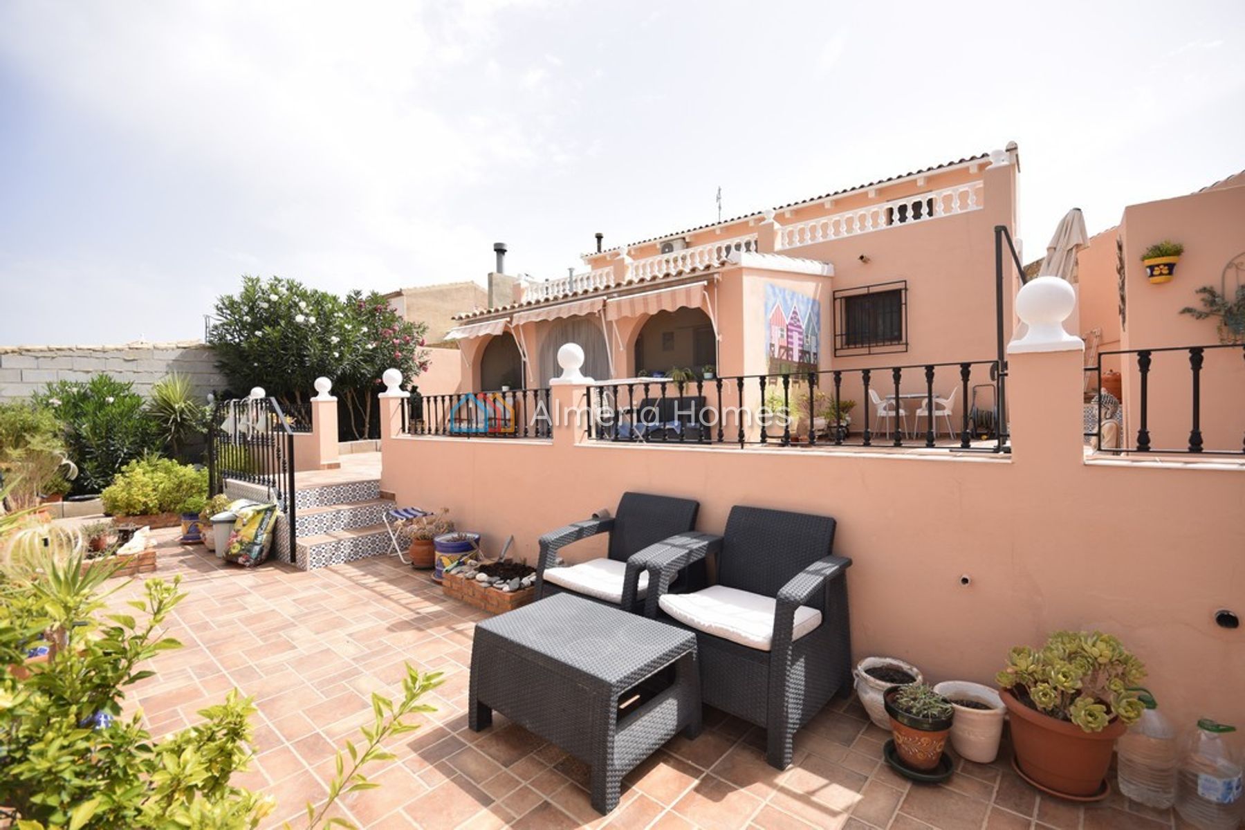 Cortijo Acuario — Country House under offer in Arboleas, Almeria — Image #1