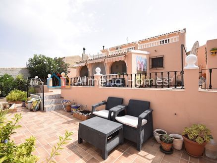 Cortijo Acuario: Country House in Arboleas, Almeria