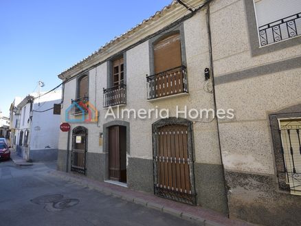 Casa Martires: Town House in Albox, Almeria