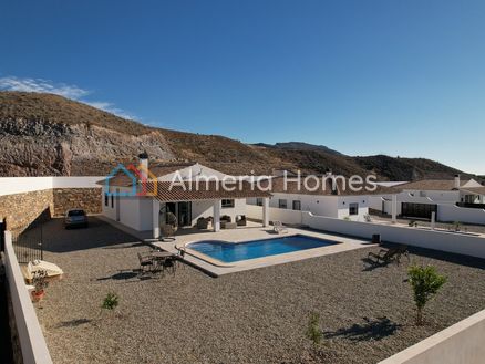 Villa Dreams: Villa in Arboleas, Almeria