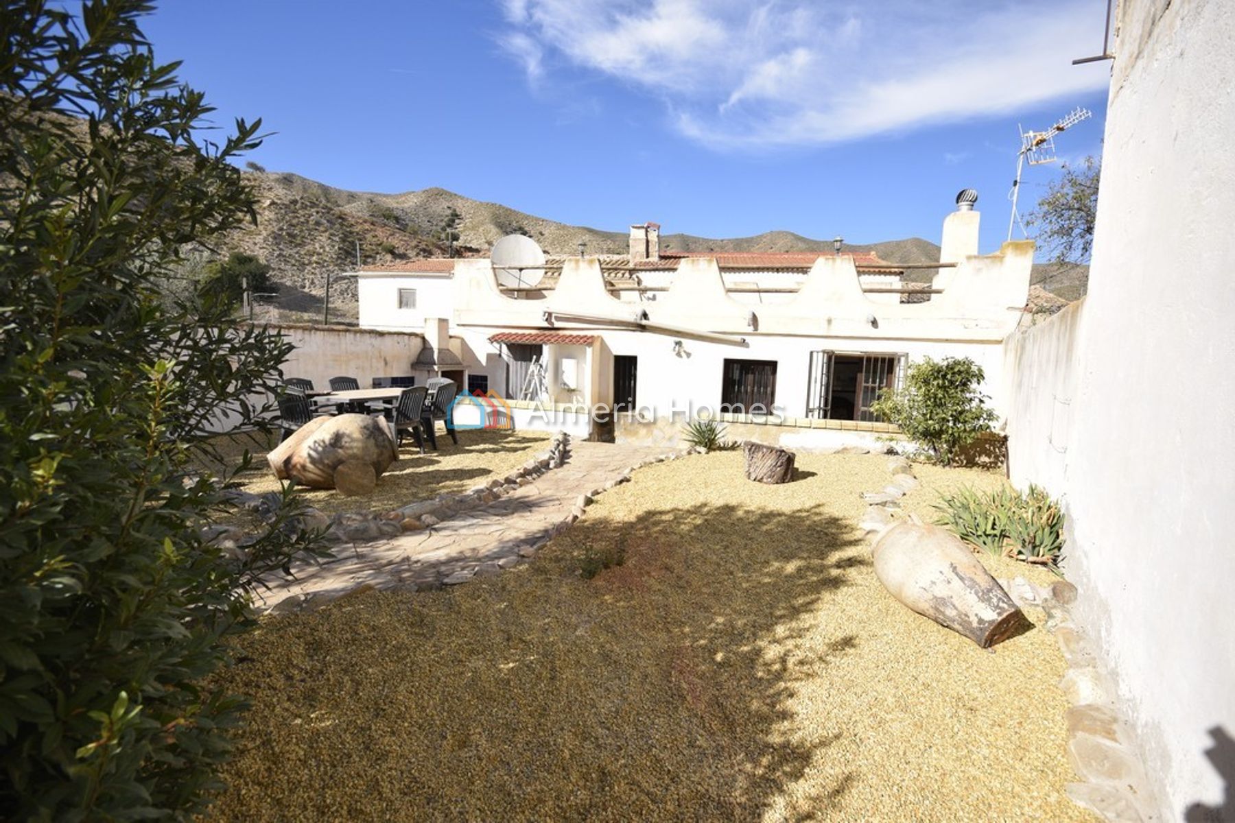 Cortijo Agencia — Country House for sale in Arboleas, Almeria — Image #3