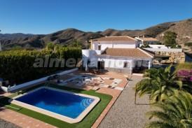 Villa Mandarin: Villa te koop in Albanchez, Almeria