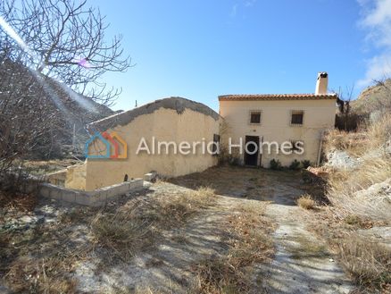 Cortijo Apricot: Country House in Oria, Almeria