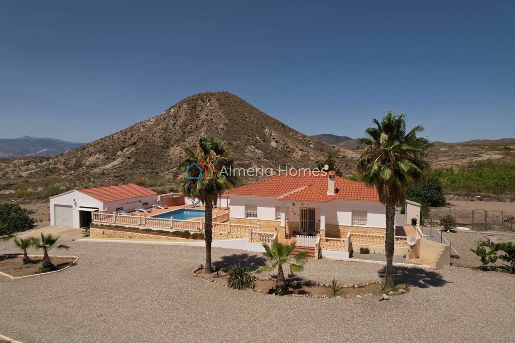 Villa Pensamiento — Villa under offer in Partaloa, Almeria — Image #2