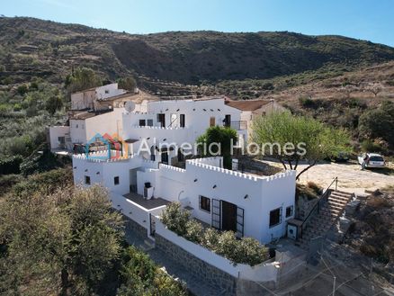 Cortijo Cecelia: Country House in Albanchez, Almeria