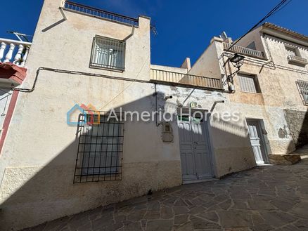 Casa Hibiscus: Village House in Sufli, Almeria