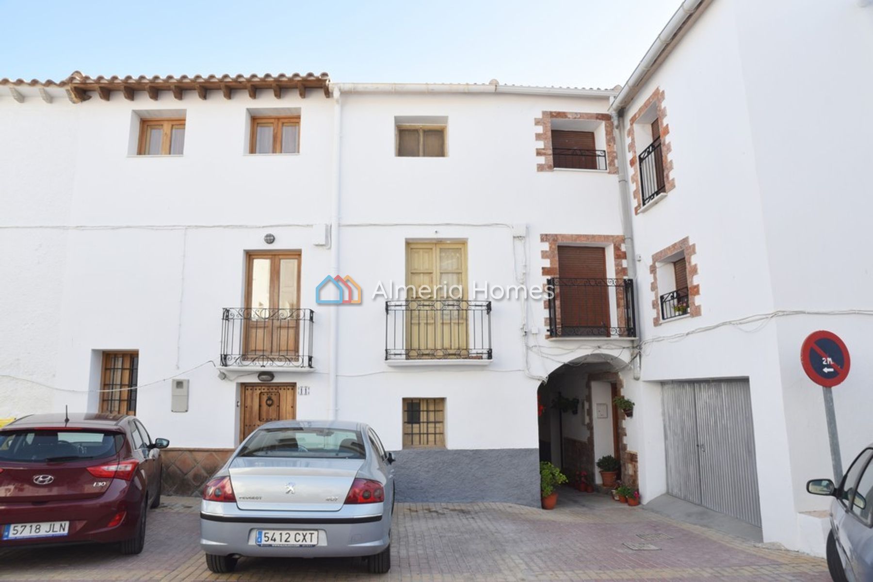 Casa Porchecito — Village House for sale in Somontin, Almeria — Image #1