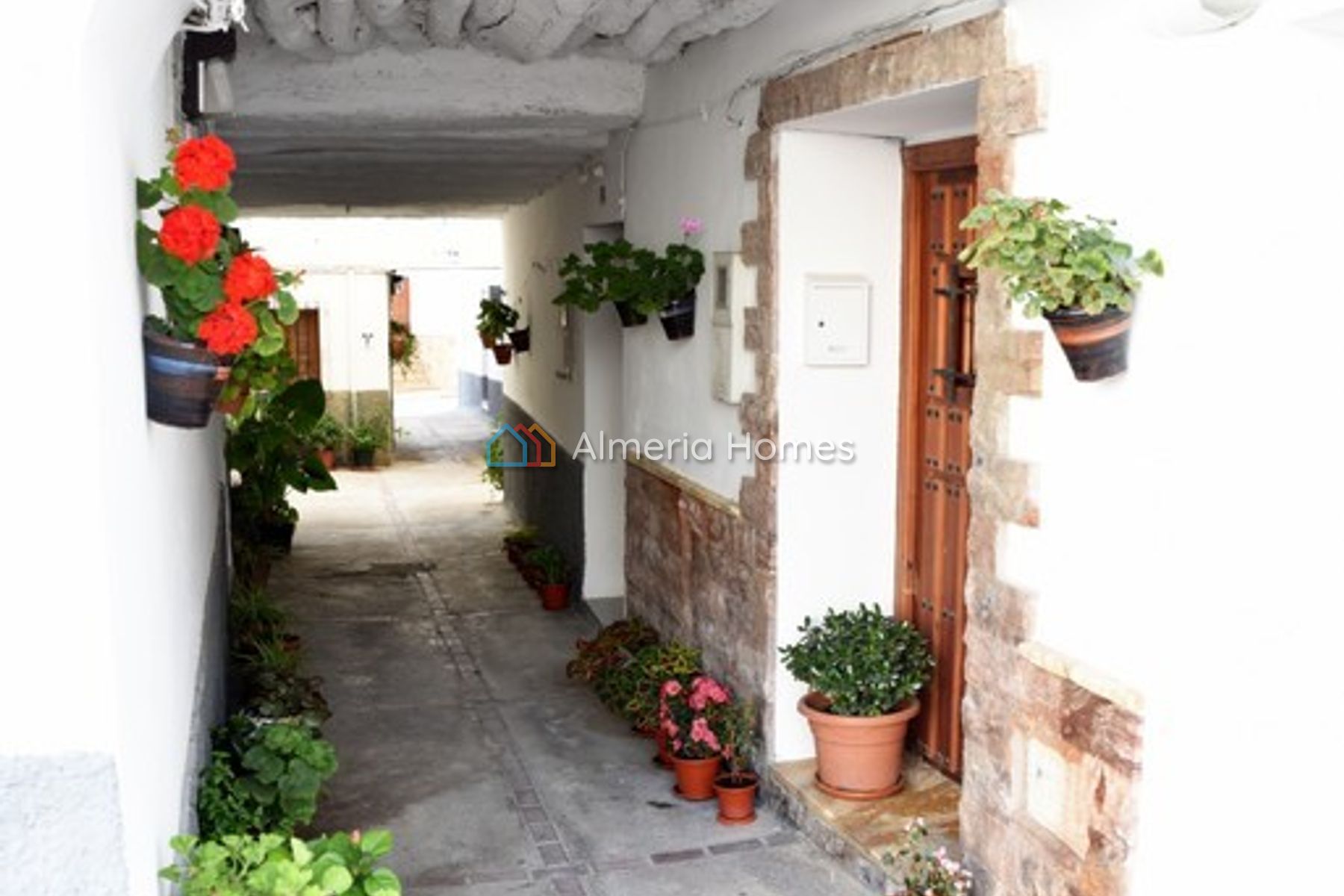 Casa Porchecito — Village House for sale in Somontin, Almeria — Image #2