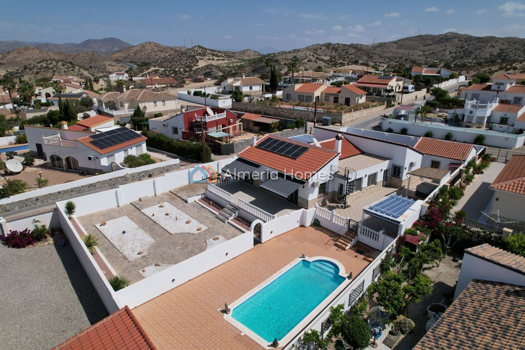 Villa Langosta — Villa for sale in Arboleas, Almeria — Image #1