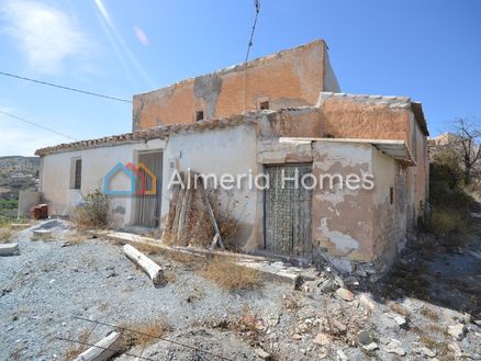 Cortijo Victoria: Country House in Oria, Almeria