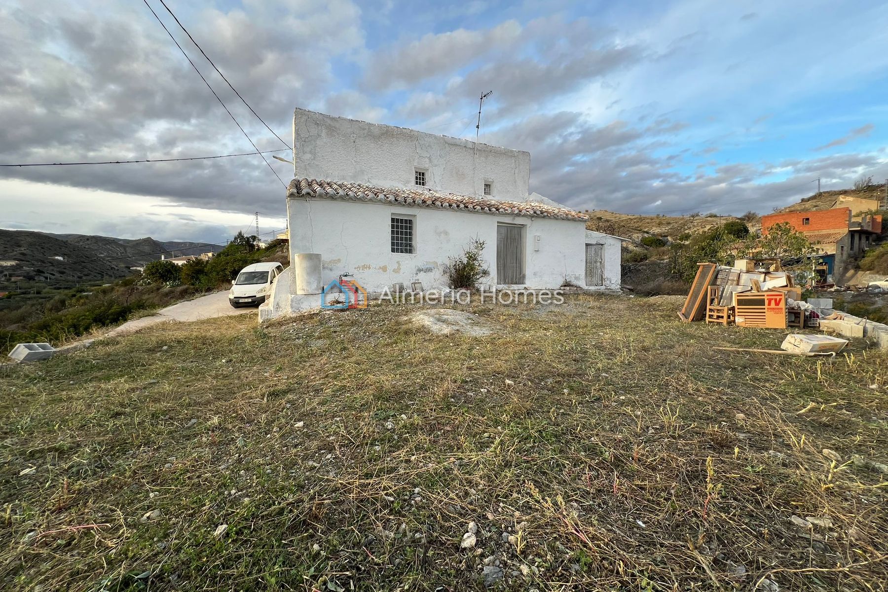 Cortijo Victoria &mdash; Landhuis te koop in Oria, Almeria — Afbeelding #2