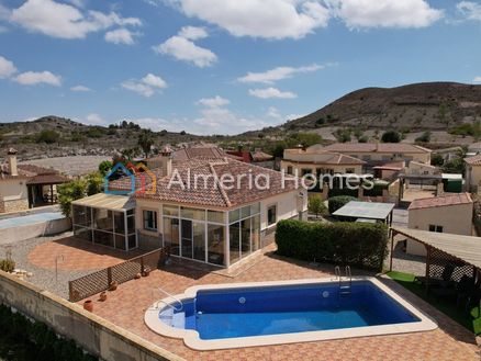 Villa Juniper: Villa in Arboleas, Almeria