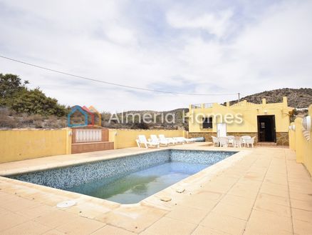 Villa Silencio: Villa in Oria, Almeria