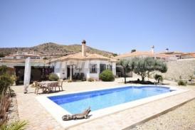 Villa Conchas: Villa te koop in Arboleas, Almeria