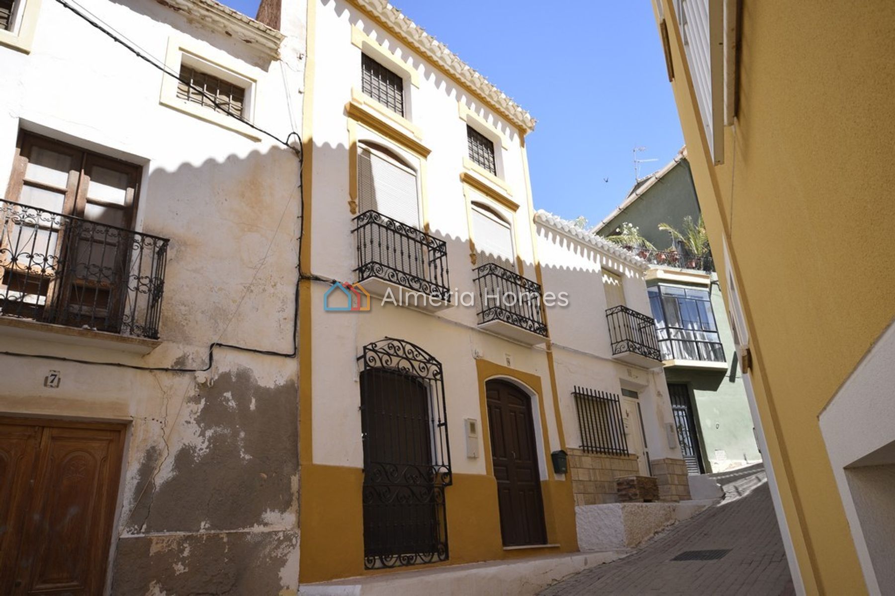 Casa Chestnut — Town House for sale in Zurgena, Almeria — Image #2