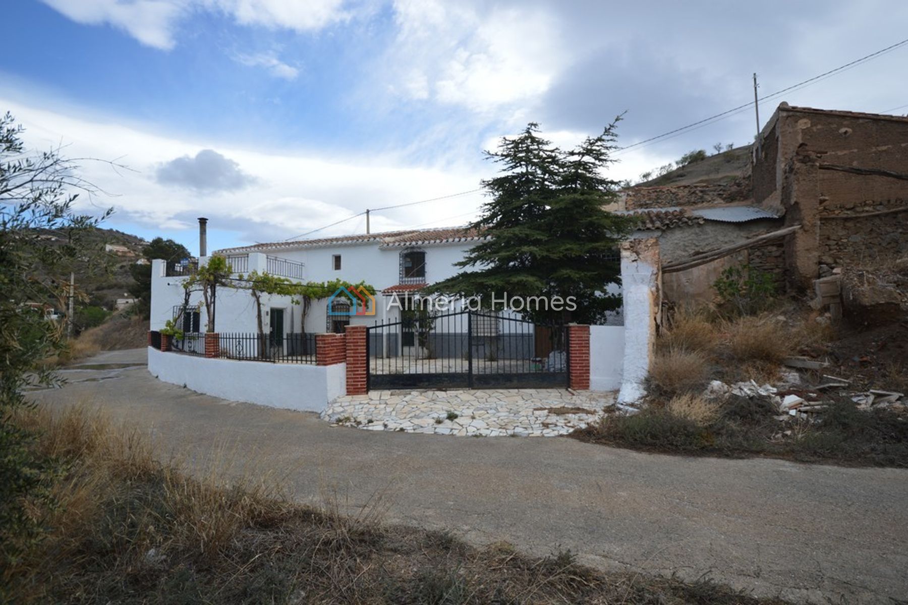 Cortijo Tony — Country House for sale in Albox, Almeria — Image #1