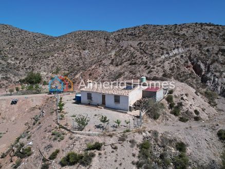 Cortijo Millie: Country House in Albox, Almeria