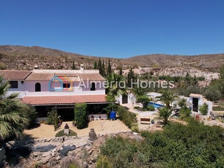 Cortijo Tiger: Country House in Almanzora, Almeria