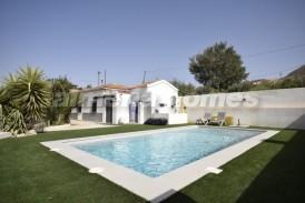 Villa Marley: Villa for sale in Somontin, Almeria