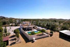 Villa Luna: Villa a vendre en Oria, Almeria