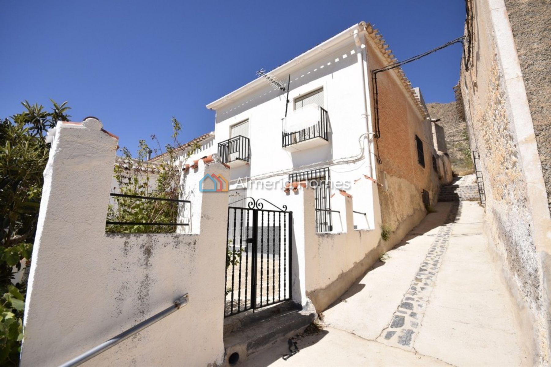 Casa Raven — Town House for sale in Oria, Almeria — Image #2