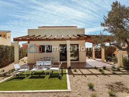 Villa Buenaventura: Villa in Desert Springs, Almeria