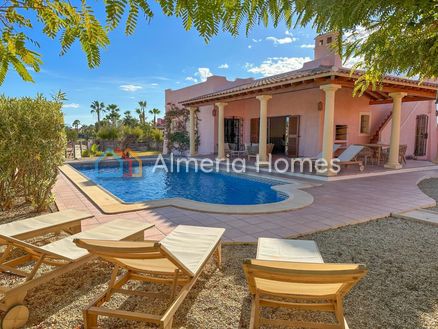 Villa Colorado: Villa in Desert Springs, Almeria