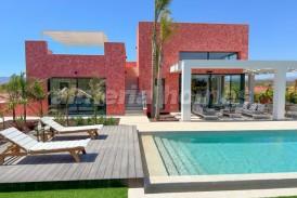 Villa Nevada: Villa for sale in Desert Springs, Almeria