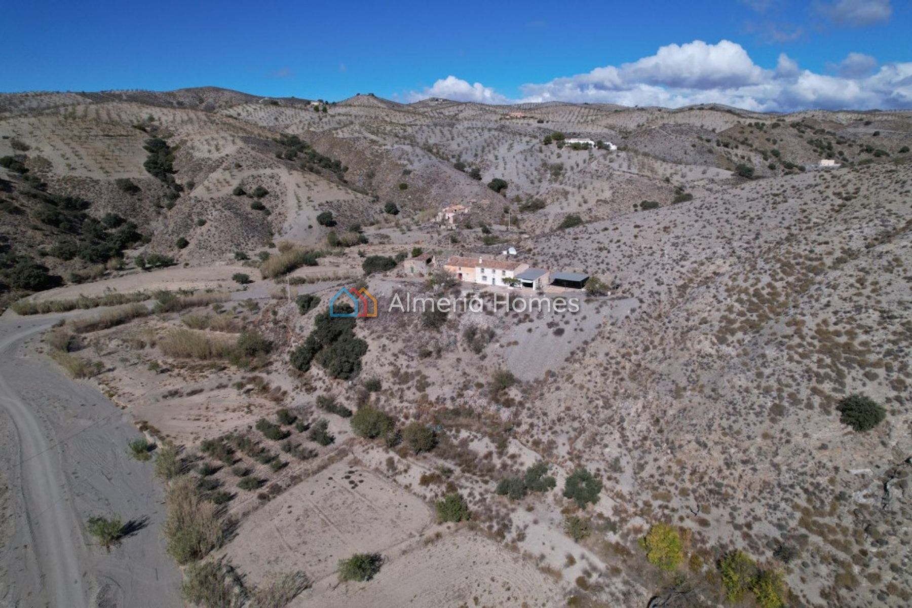 Cortijo Hershey — Country House for sale in Velez Rubio, Almeria — Image #2