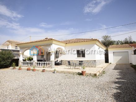 Villa Rosie: Villa in Cantoria, Almeria