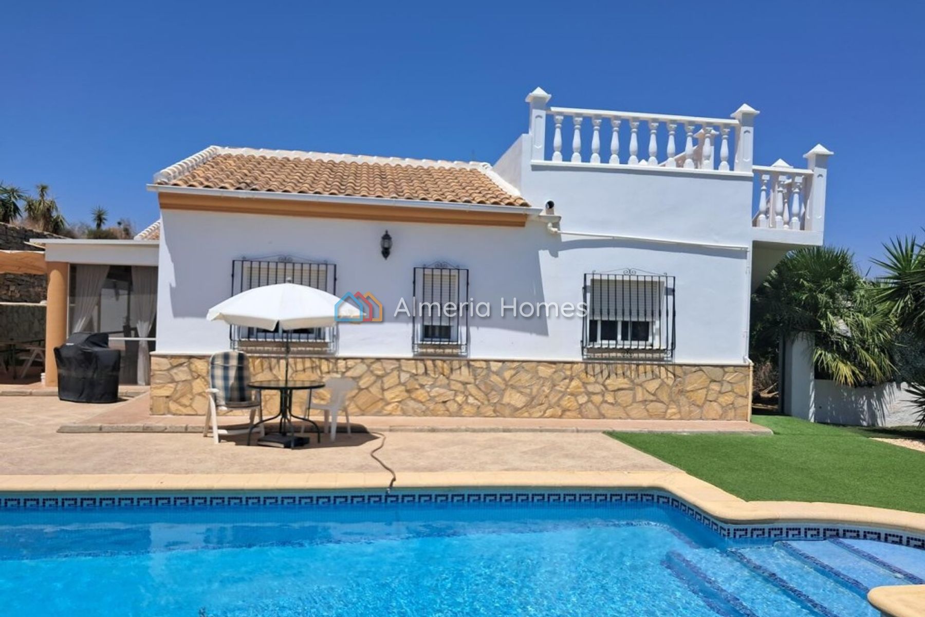 Villa Ralph — Villa for sale in Arboleas, Almeria — Image #1