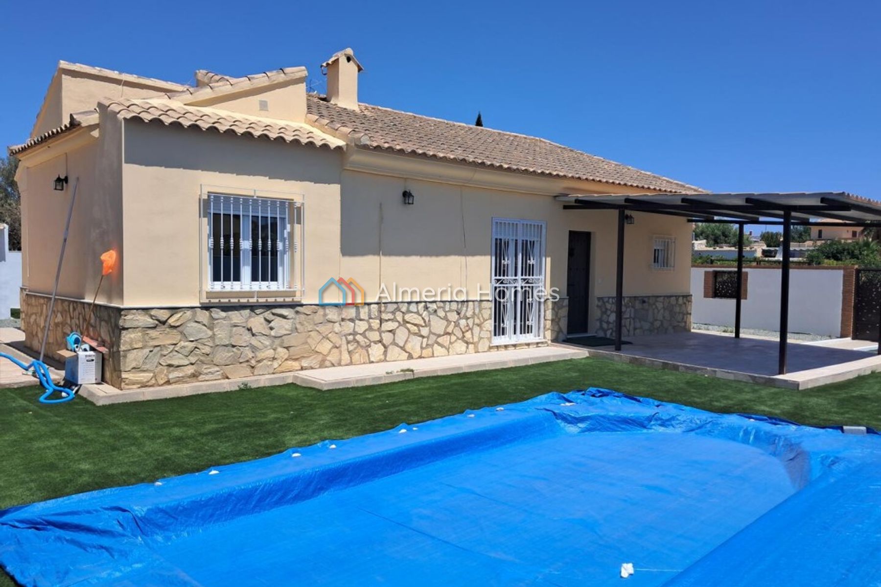 Villa Benji — Villa for sale in Arboleas, Almeria — Image #1