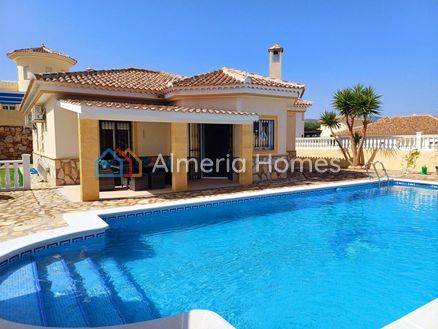 Villa Jingles: Villa in Arboleas, Almeria