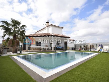 Villa Elvis: Villa in Arboleas, Almeria