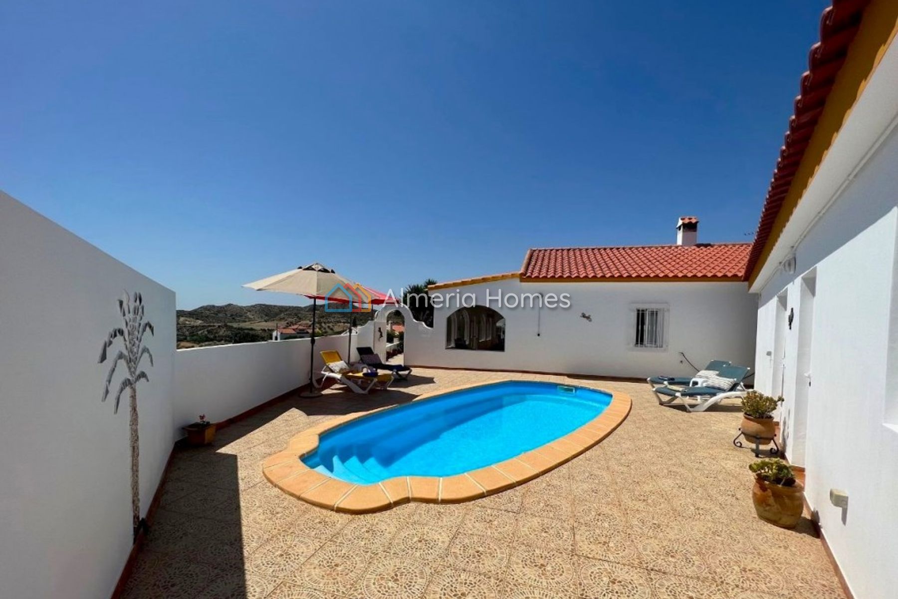 Villa Enoki — Villa for sale in Arboleas, Almeria — Image #2