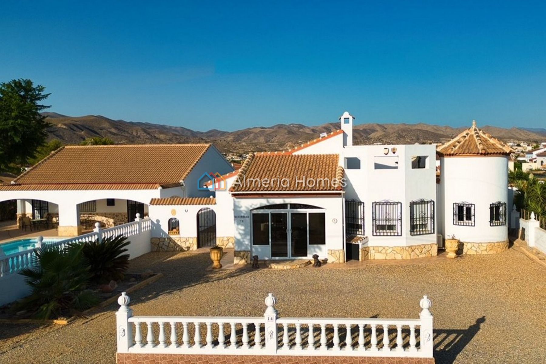 Villa Hedgehog — Villa for sale in Arboleas, Almeria — Image #2