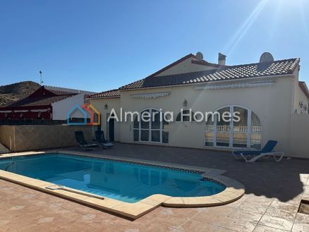 Villa Virosa: Villa in Arboleas, Almeria