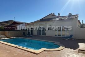 Villa Virosa: Villa a vendre en Arboleas, Almeria