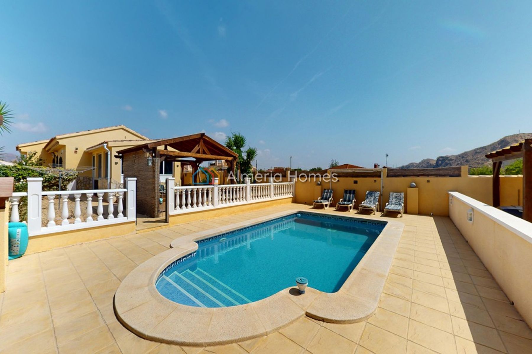 Villa Boba — Villa under offer in Arboleas, Almeria — Image #1