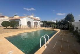 Villa Prudie: Villa a vendre en Arboleas, Almeria