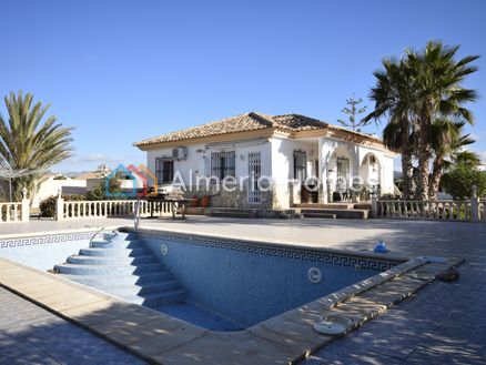 Villa Crestwood: Villa in Albox, Almeria