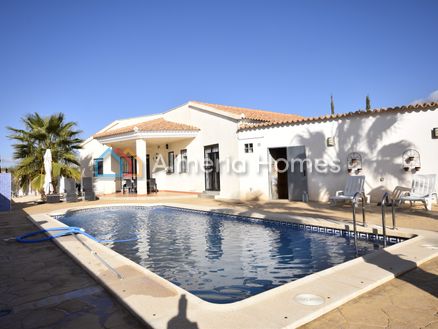 Villa Sunset: Villa in Arboleas, Almeria