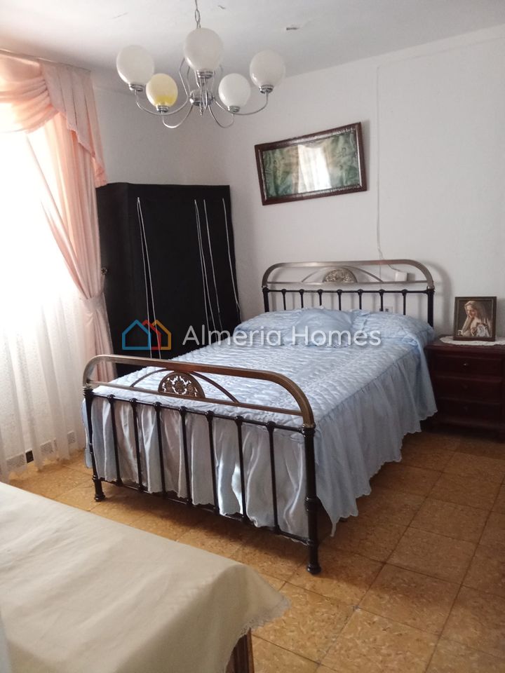 Rijwoning El Hijate Almería binnenland Spanje
