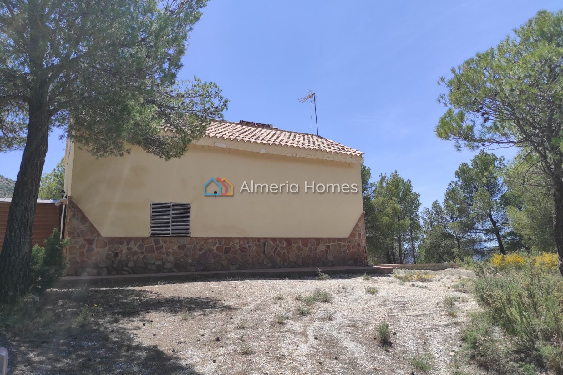 Country House Brading &mdash; Landhaus zu verkaufen in Huescar, Granada — Bild #2