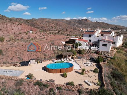 Cortijo Oasis: Country House in Arboleas, Almeria