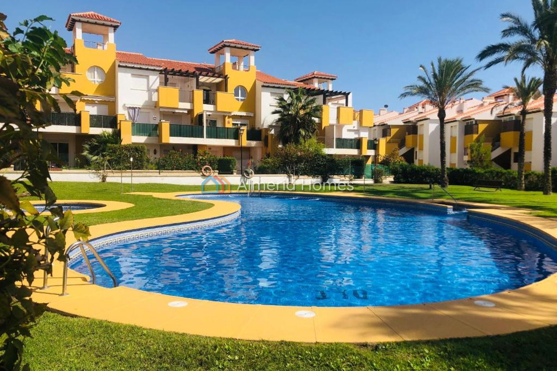 Apartment Bliss — Apartment for sale in Vera Playa, Almeria — Image #1