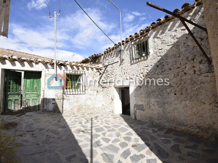 Casa Montaña: Country House in Oria, Almeria