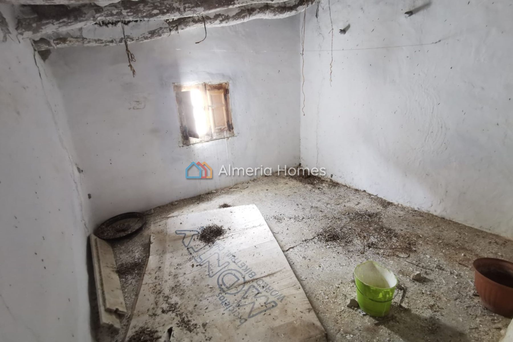Village House Scooby &mdash; Dorpshuis te koop in Lijar, Almeria — Afbeelding #3