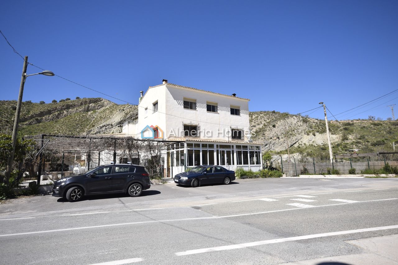 Local commercial Albanchez Almería intérieur Espagne