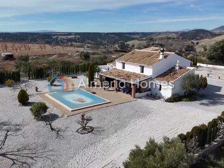 Cortijo Blissful: Country House in Baza, Granada